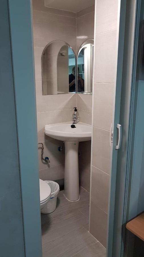 Guesthouse Central Alicante Dış mekan fotoğraf